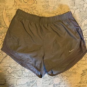 Nike Women’s Medium Mesh Running Shorts Dri-Fit Mesh